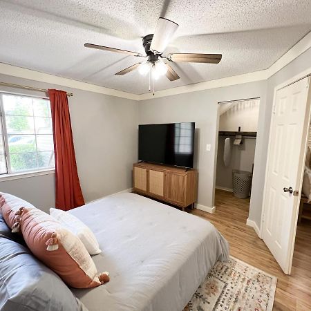 The Cozy Bohemian In Mid-City! Хантсвилл Экстерьер фото